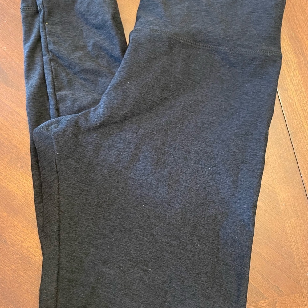 Strut This Dark Gray Leggings like new